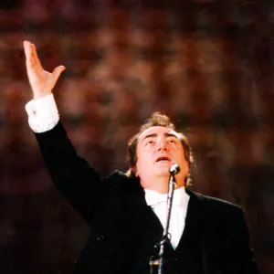 Dennis O Neil performing at the Cor World Choir concert at Cardiff Arms Park