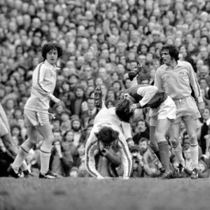 Division One Football Arsenal v Leeds United 1974 / 75 Season