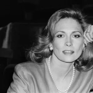 Faye Dunaway is set to star in a play at Londons Wyndham Theatre. 17th July 1986