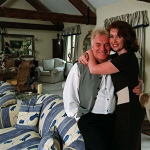 Freddie Starr Comedian / Actor June 98 At home with his wife Donna A©Mirrorpix