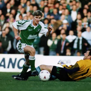 Gareth Evans sprints past Pat Bonner to score goal Celtic versus Hibernian Easter Road