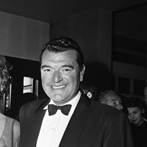 Jack Hawkins at the premiere of the film The Life Story of Eddie Duchin at the Blackpool