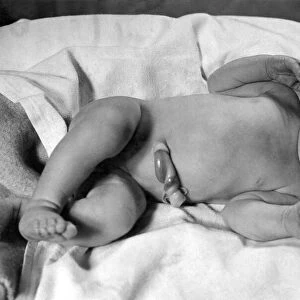 Janet Traylor, 3 mins after birth at the Royal Northern Hospital. July 1943 P009100