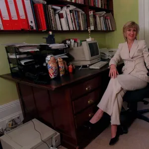 Jayne Irving TV Presenter July 1998 At home sitting at her desk A©mirrorpix