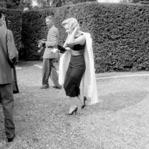 Marilyn Monroe with husband Arthur Miller in Englefield, Surrey. July 1956