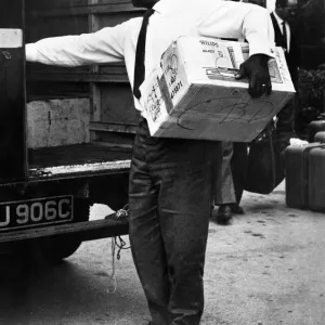 Mario Americo, the world famous Brazilian trainer unloads his box of tricks at the Lymm