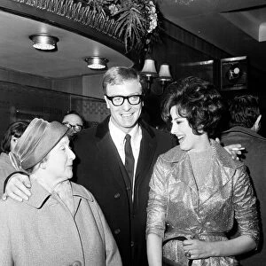 Michael Caine with his mother, Marie Micklewhite and leading lady Sue Lloyd at