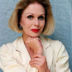 Joanna Lumley with New Bob Haircut Print (00046) Joanna Lumley with New Bob Haircut Print (00046)