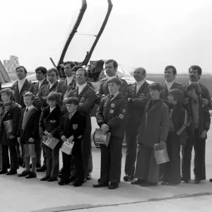 El décimo cumpleaños de los famosos Red Arrows: Los chicos. El décimo cumpleaños de los famosos Red Arrows: Los chicos.
