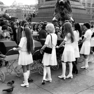 It's Alive: Trafalgar Square Print, May 1975 It's Alive: Trafalgar Square Print, May 1975