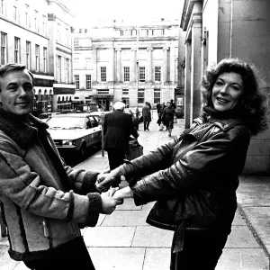 Christopher Timothy et Carol Drinkwater au Theatre Royal. Christopher Timothy et Carol Drinkwater au Theatre Royal.
