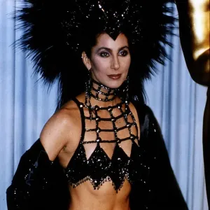 La cantante y actriz Cher fotografiada en una ceremonia de los Premios Oscar Dbase. La cantante y actriz Cher fotografiada en una ceremonia de los Premios Oscar Dbase.