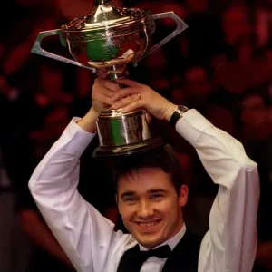 Stephen Hendry World Embassy Snooker Trophy Print 1996 Stephen Hendry World Embassy Snooker Trophy Print 1996