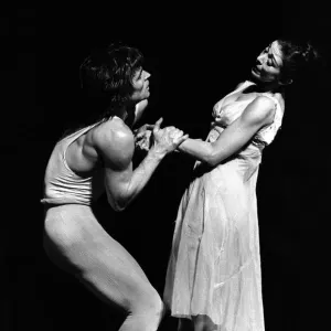 Rudolf Nureyev and Margot Fonteyn Royal Ballet Print Rudolf Nureyev and Margot Fonteyn Royal Ballet Print