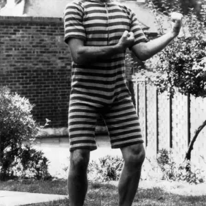 Henry Cooper in Vintage Swimwear Print 00197 Henry Cooper in Vintage Swimwear Print 00197