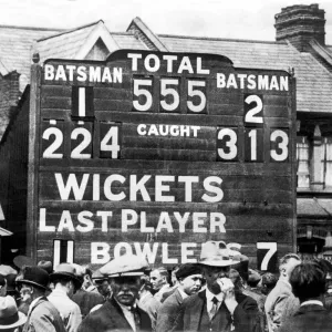 Yorkshire vs Essex, Leyton 1932 Print Yorkshire vs Essex, Leyton 1932 Print