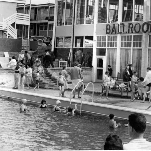 Barry Island Butlins Open Air Pool Print 1966 Barry Island Butlins Open Air Pool Print 1966