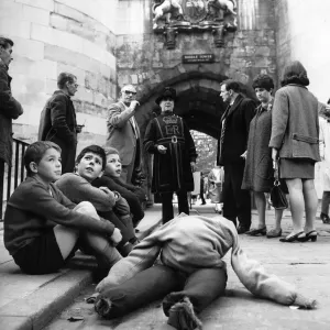 Beheaded Guy at the Tower of London Print, 19th October 1968 Beheaded Guy at the Tower of London Print, 19th October 1968