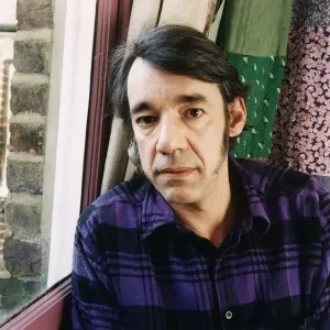 El actor Roger Lloyd Pack en la base de datos. El actor Roger Lloyd Pack en la base de datos.