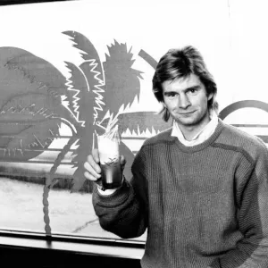 Phil Sumner, qui est le frère de Sting. 25 décembre 1984. Phil Sumner, qui est le frère de Sting. 25 décembre 1984.