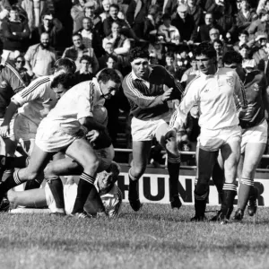 L'attaccante di seconda linea di Swansea Ian Davies, una stella giovanile di Llanelli. L'attaccante di seconda linea di Swansea Ian Davies, una stella giovanile di Llanelli.