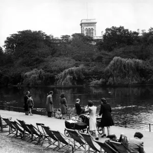 Parque de San Jaime, mostrando el lago y el Santuario de la Isla para Aves.