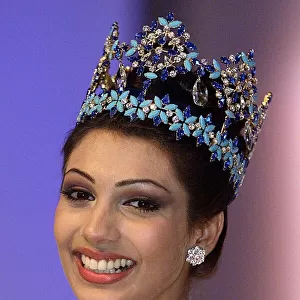 Miss World 1999 Yukta Mookhey December 1999 Indian beauty Yukta Mookhey
