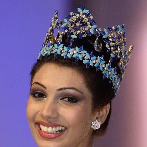 Miss World 1999 Yukta Mookhey December 1999 Indian beauty Yukta Mookhey