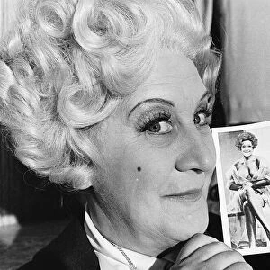 Mollie Sugden actress with a photo - July 1977 Appearing in the television
