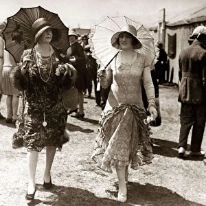 Mrs Kelland and Mrs Byrates in 1920s fashion - June 1929 A©Mirrorpix