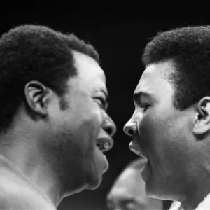 Muhammad Ali with trainer Drew bandhani (left) in his training camp ahead of his first