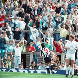 Newcastle United 5 -2 Leeds United, Second Division match held at St James Park