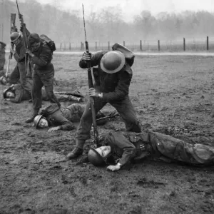 Newspaper correspondents witness a Commando training demonstration in the Scottish