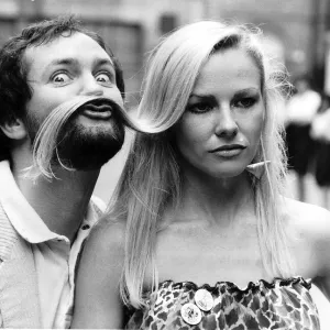 Pamela Stephenson and Kenny Everett are to star together in a new BBC show