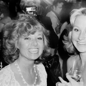 Picture shows Elaine Paige (left) and Lady Unknown (right)