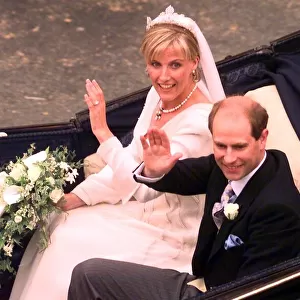 Prince Edward Royal Wedding 1999 Prince Edward and Sophie Rhys Jones in carriage