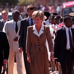 PRINCESS OF WALES DURING A VISIT TO RED CROSS CHARITY PROJECTS IN ZIMBABWE - JULY 1993