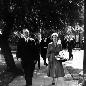 Queen Elizabeth II visits Stratford-upon-Avon. 14th June 1957