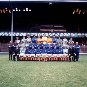 The Rangers team line up before the start of the season 1972-73 season with the European