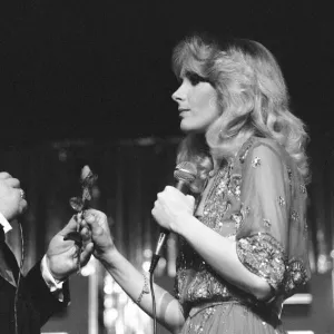 Renee and Renato singing duo with the UK Christmas number one single of 1982 with