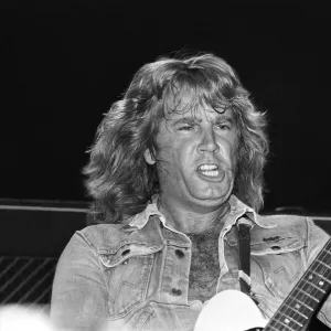 Rick Parfitt of rock group Status Quo, in concert in Vienna, Austria. 8th May 1986