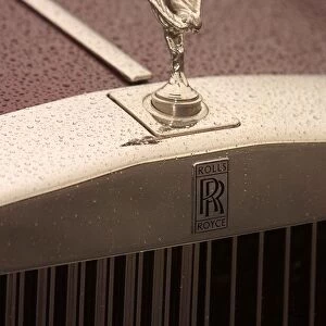 Rolls Royce Silver Seraph March 1998 bonnet mascot silver lady emblem