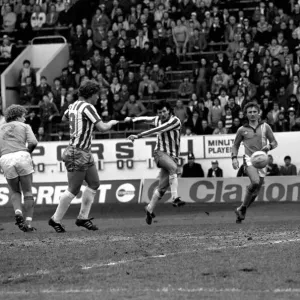 Sheffield Wednesday 3 v. Luton 1. Division Two Football. April 1981 MF02-14-038