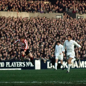 Stewart Scullion of Sheffield United shoots at goal during their English League Division