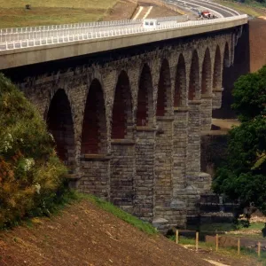 The Victorian Newton Cap viaduct at Bishop Auckland, on 20th July 1995