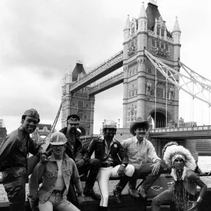 VINTAGE 80s London Street Photography 洋書 Vintage 80s: London Street Photography : Stiletto, Johnny