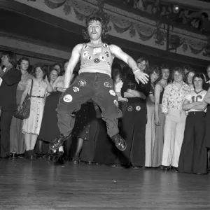 Wigan Casino dancers 1975 Northern soul dancing