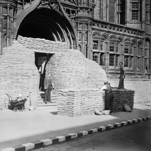 Workmen complete the sandbagging of Birminghams Magistrates