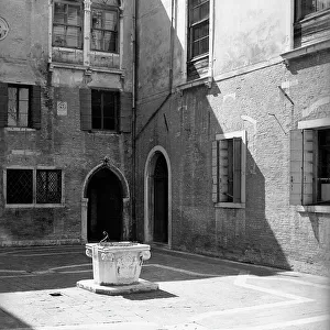 The Courtyard of Accaddemia, Venice