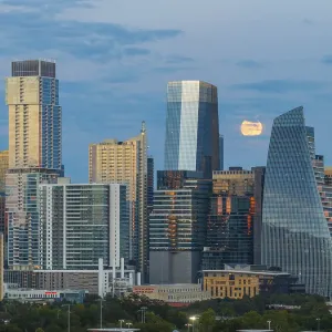 Austin Texas Skyline Print: Full Harvest Moon Rise Austin Texas Skyline Print: Full Harvest Moon Rise